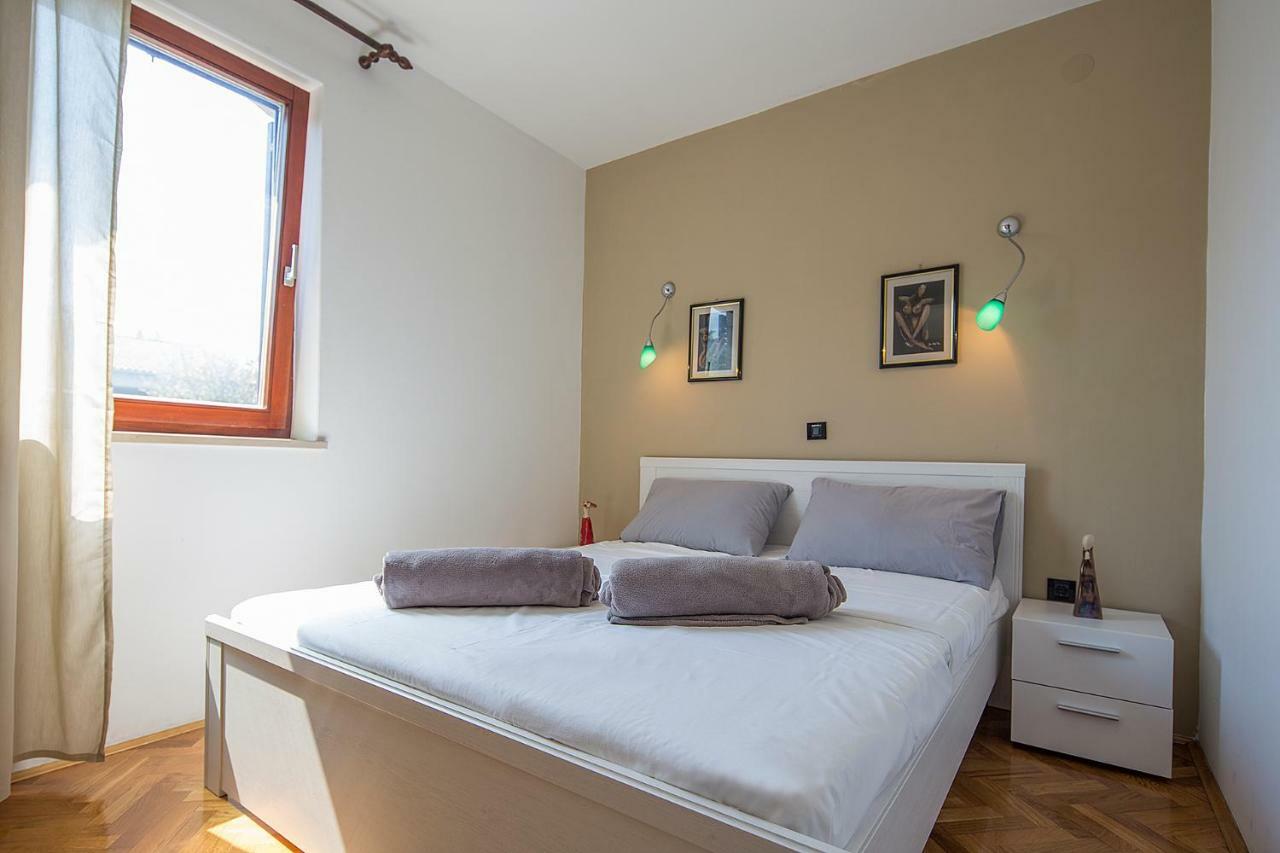 Apartments Bo Малинська Екстер'єр фото